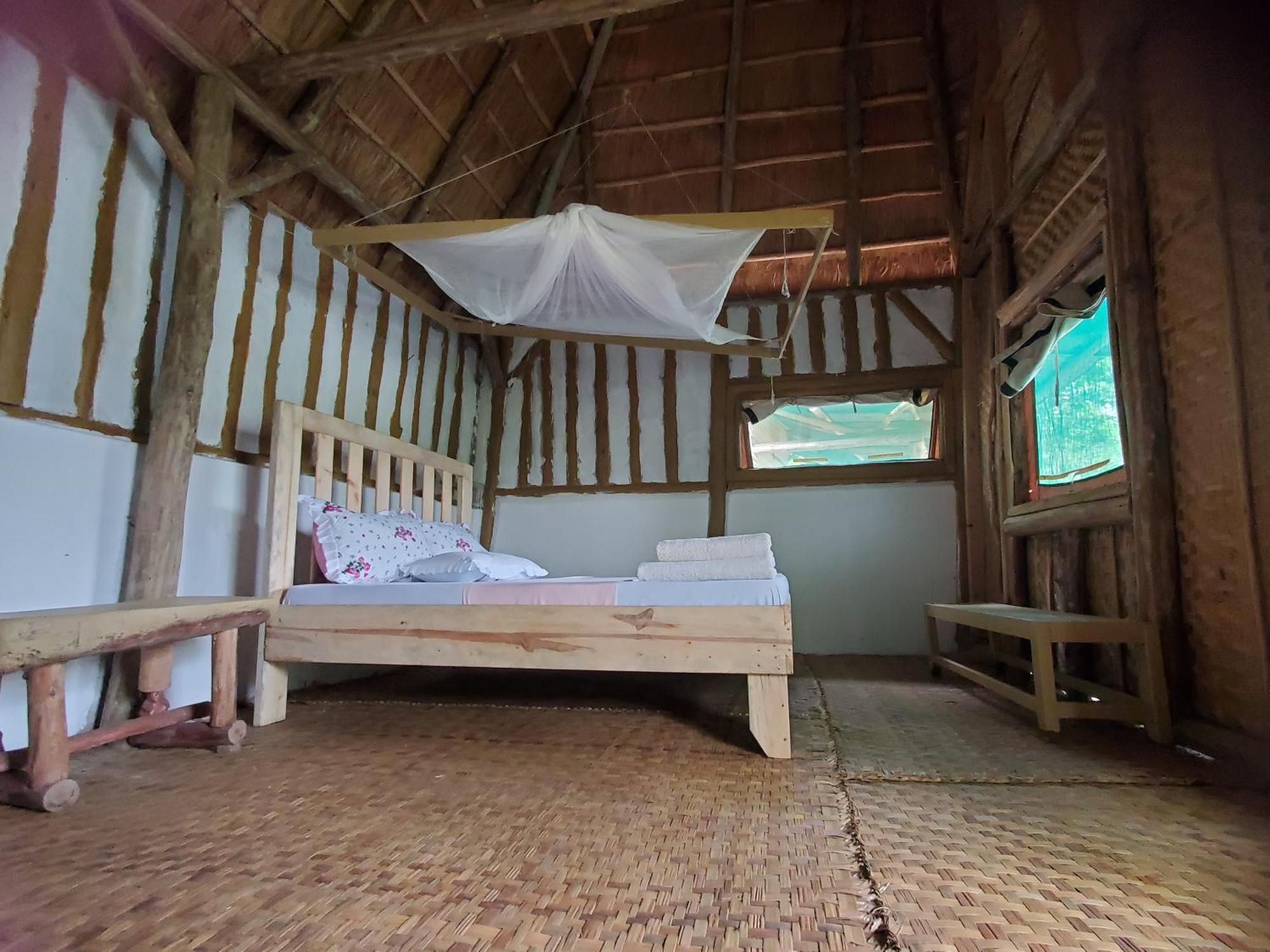 Dave The Cave Eco Lodge And Cultural Campsite Rubirizi ภายนอก รูปภาพ